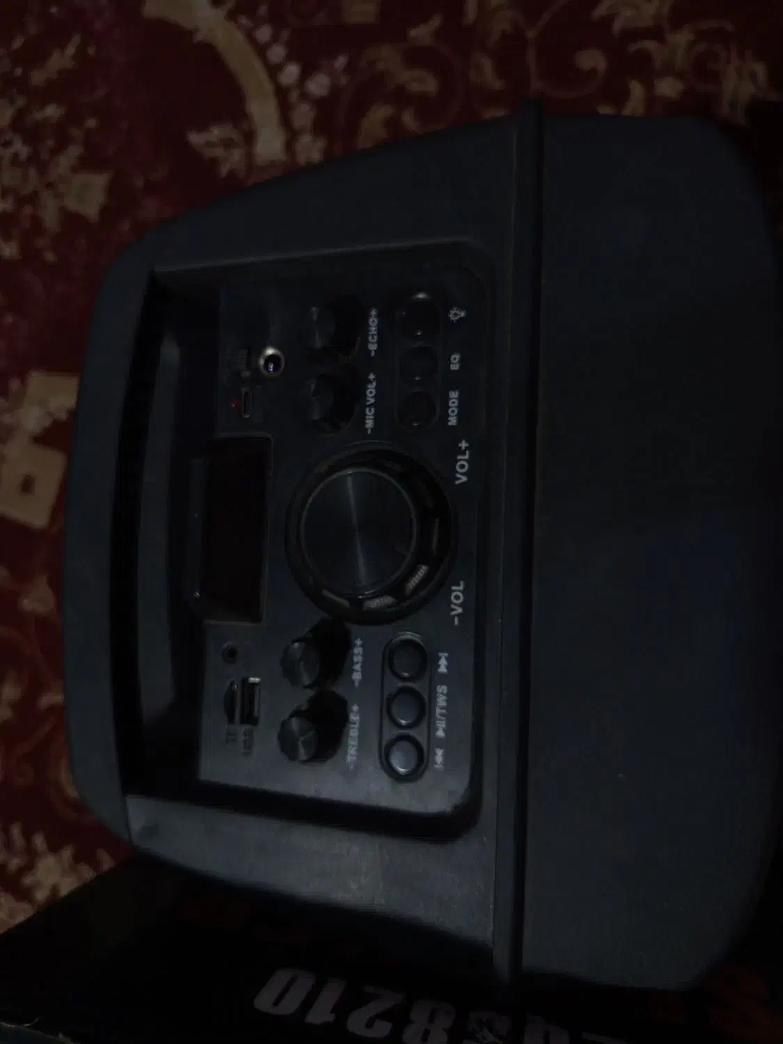 اسپیکر بزرگ چرخ دار همراه با میکروفن و کنترل|پخش‌کننده همراه|رامشیر, |دیوار