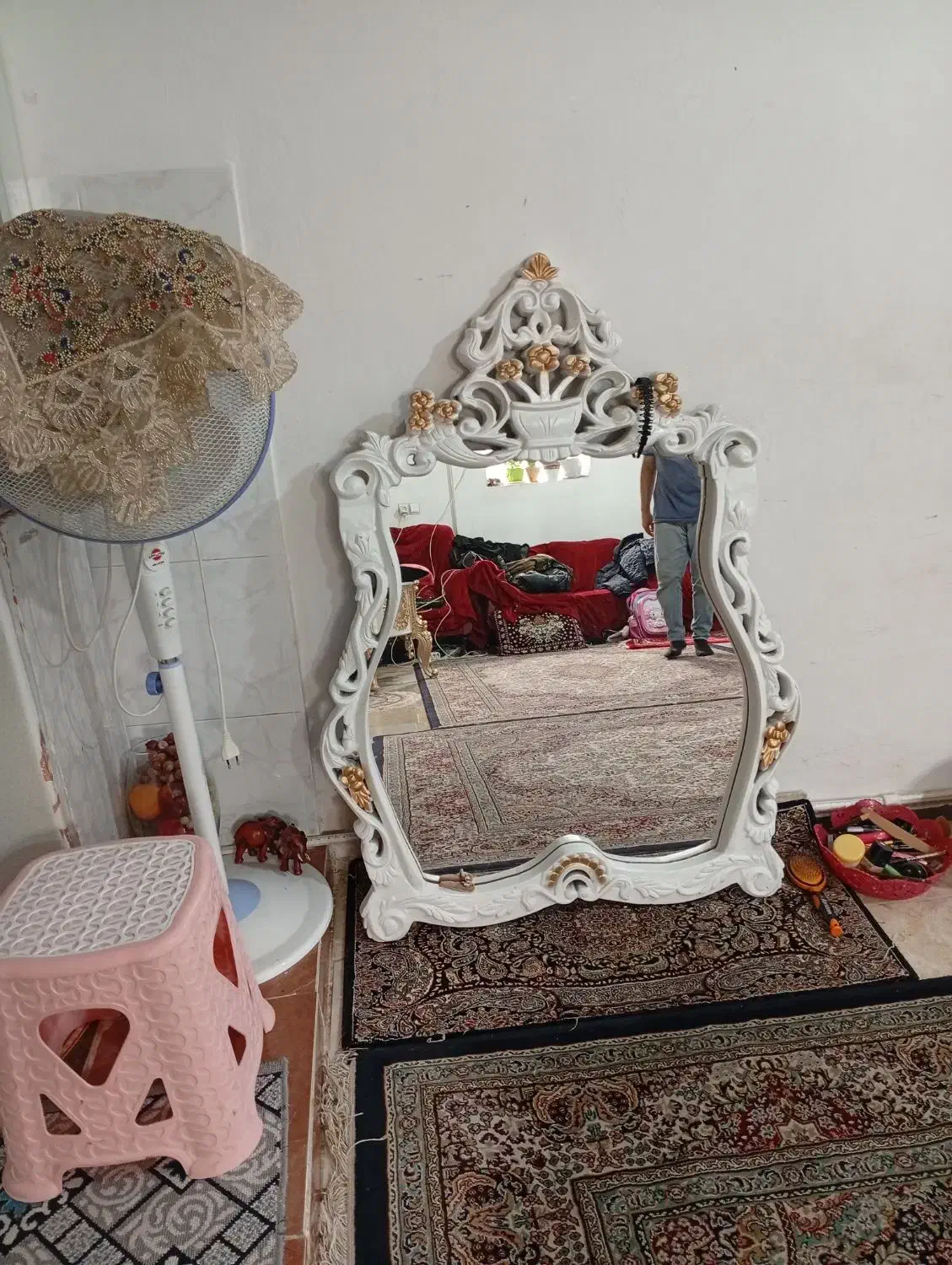 اینه|آینه|ملایر, |دیوار