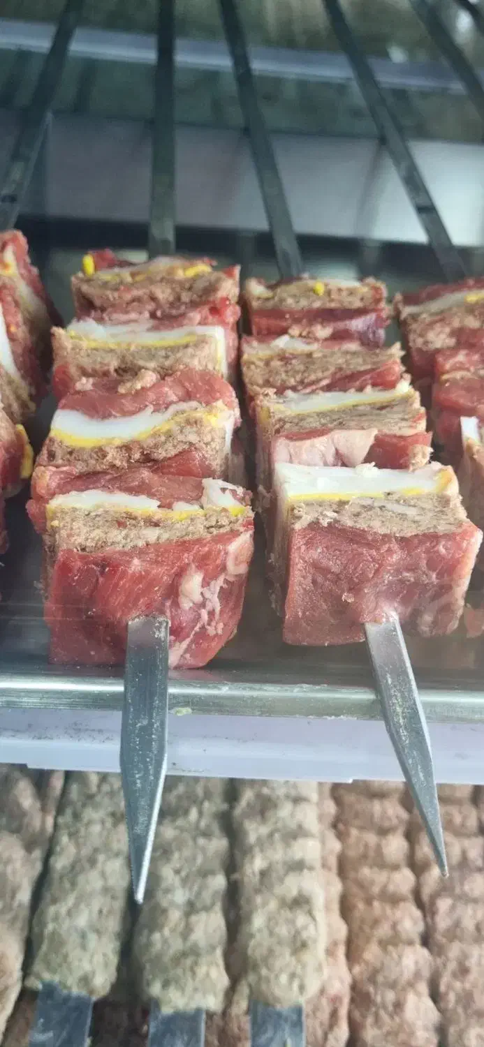 شاگرد برای رستوران و کبابی|استخدام خدمات فروشگاه و رستوران|زاهدان, |دیوار