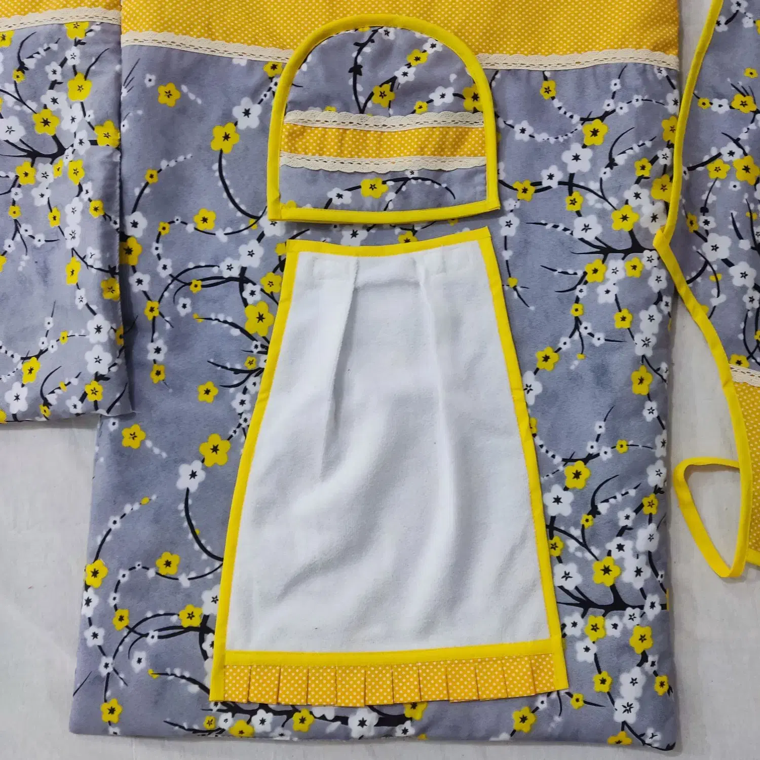 سرویس عروس|سفره، حوله، دستمال آشپزخانه|بیرجند, |دیوار