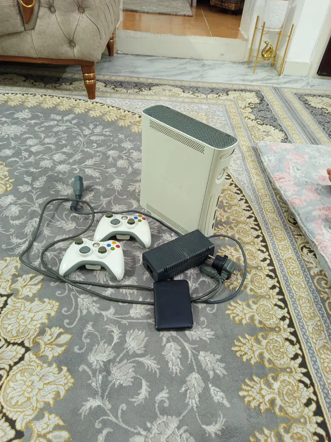 ایکس باکس 360سالم باهارد فقط بازی نداره|کنسول، بازی ویدئویی و آنلاین|چهاردانگه (تهران), |دیوار