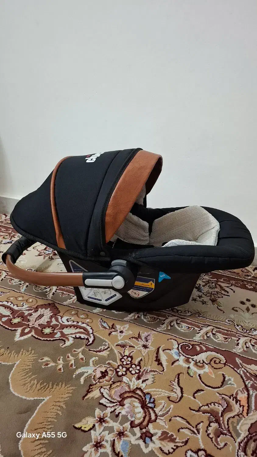 کریر|کالسکه و لوازم جانبی|ابهر, |دیوار