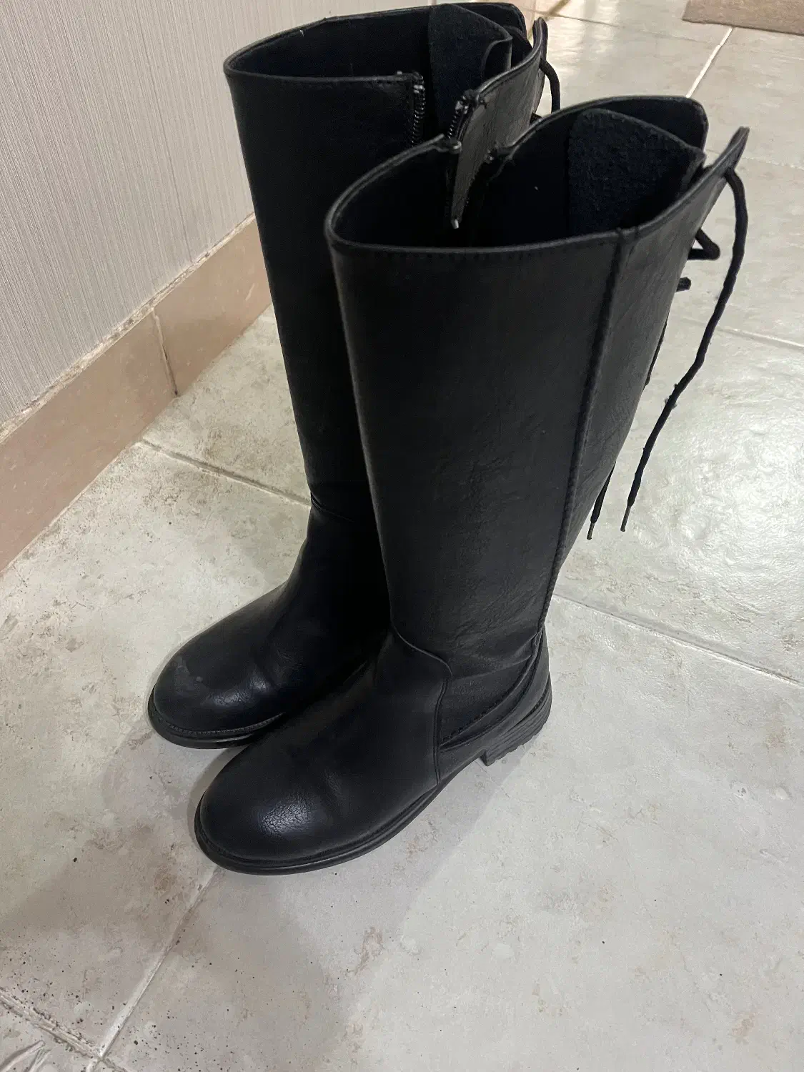 چکمه یا بوت بلند|کیف، کفش، کمربند|رشت, جهاد|دیوار