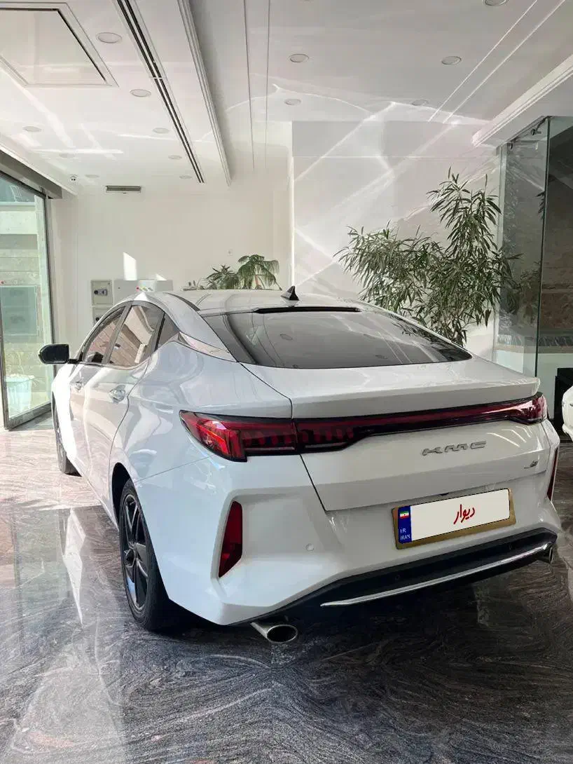 سفید و مشکی نقد و اقساطKMC J7|خودرو سواری و وانت|تهران, سهروردی|دیوار