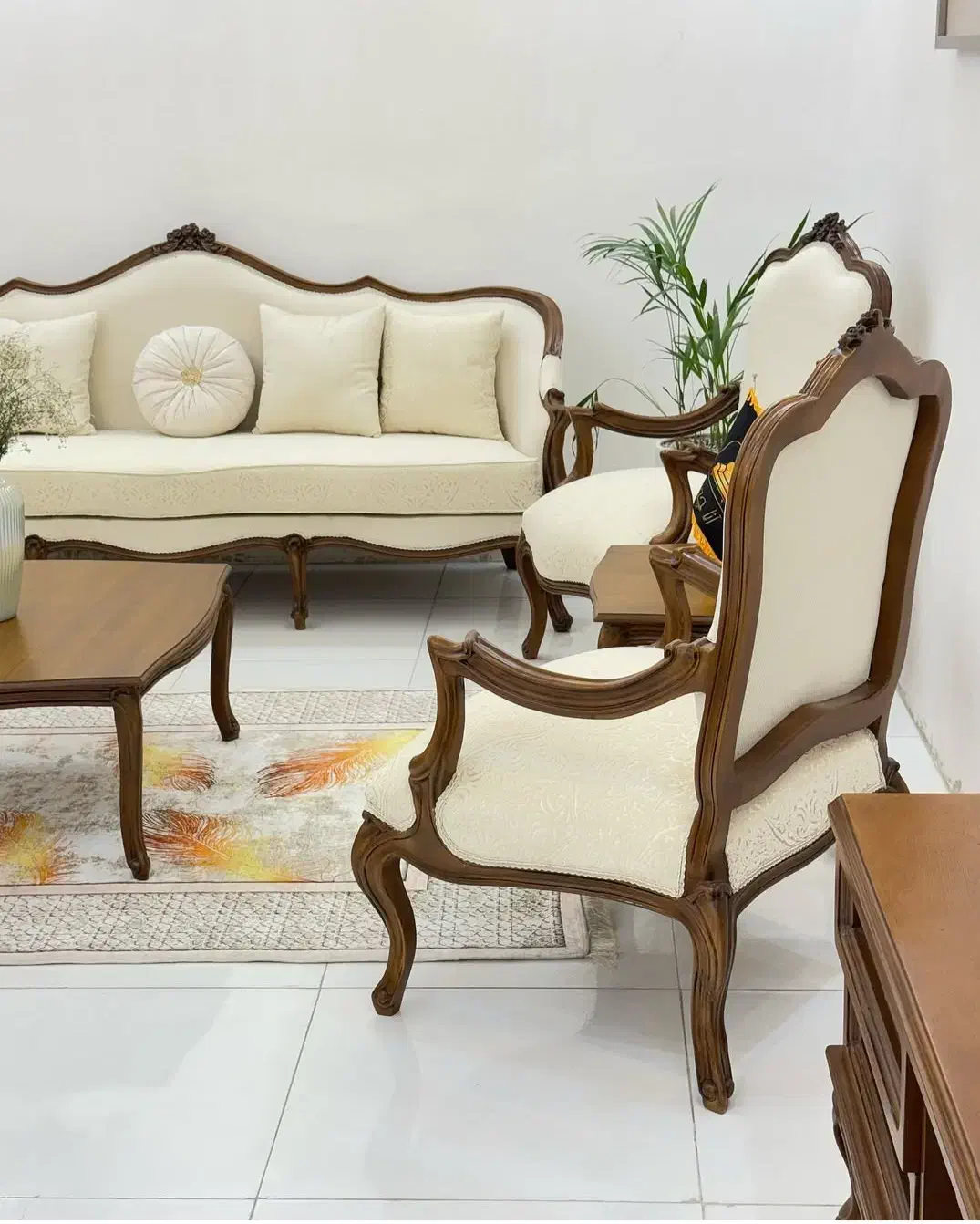 مبل لوئیز فرانسوی مدرن کد ۴۵۶/مبلمان تمام چوب|مبلمان خانگی و میز عسلی|گلستان (تهران), |دیوار