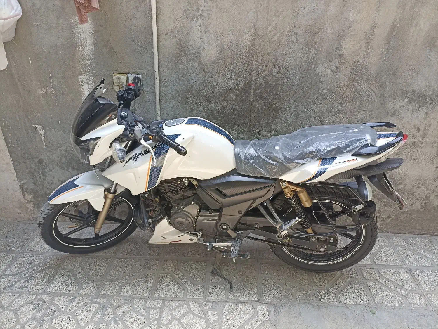 موتور آپاچی سفید،مدل92|موتورسیکلت|مشهد, نوده|دیوار