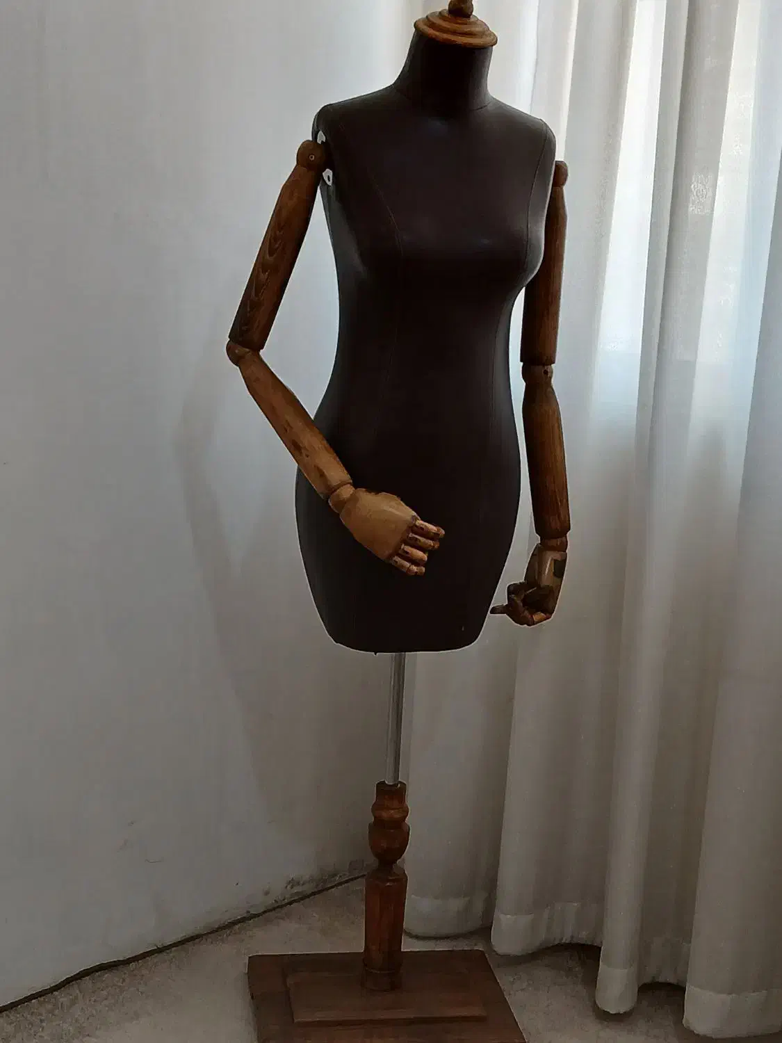 مانکن مزونی سالم ونو نصف قیمت خرید|فروشگاه و مغازه|اردبیل, |دیوار