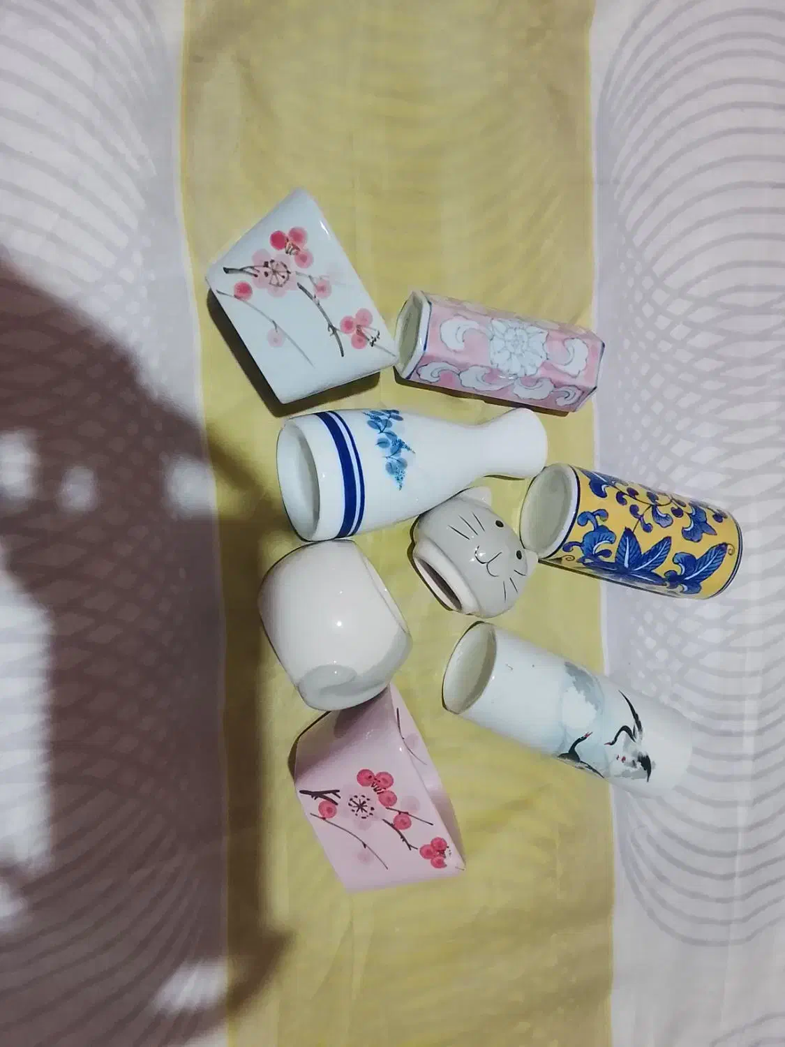 ظرف فانتزی ۴ تا گلدون دوتا کاسه و یه قندون گربه ای|صنایع دستی و سایر لوازم تزئینی|ساری, |دیوار