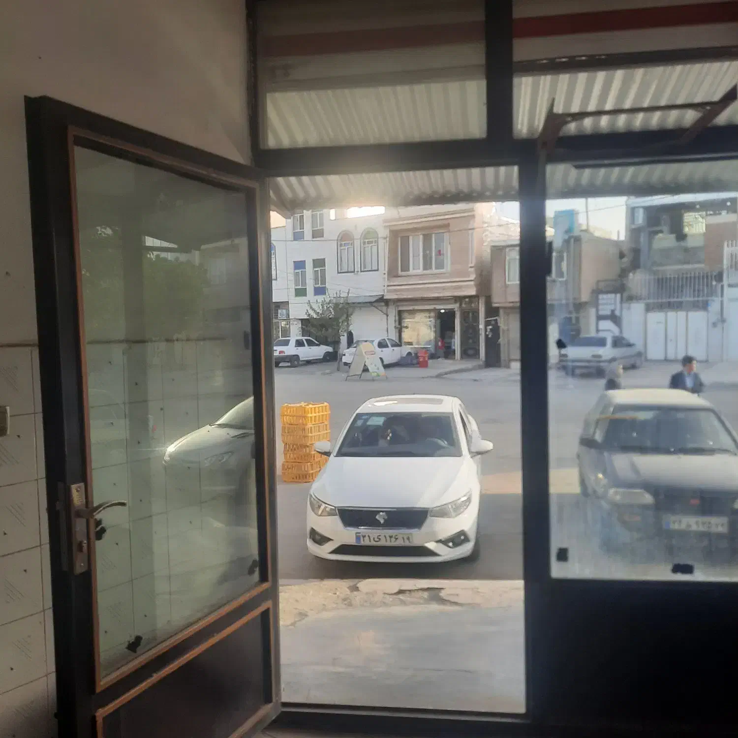 رهن و اجاره مغازه ۱۵ متری، جای مناسب، دولت آباد|اجارهٔ مغازه و غرفه|کرمانشاه, |دیوار