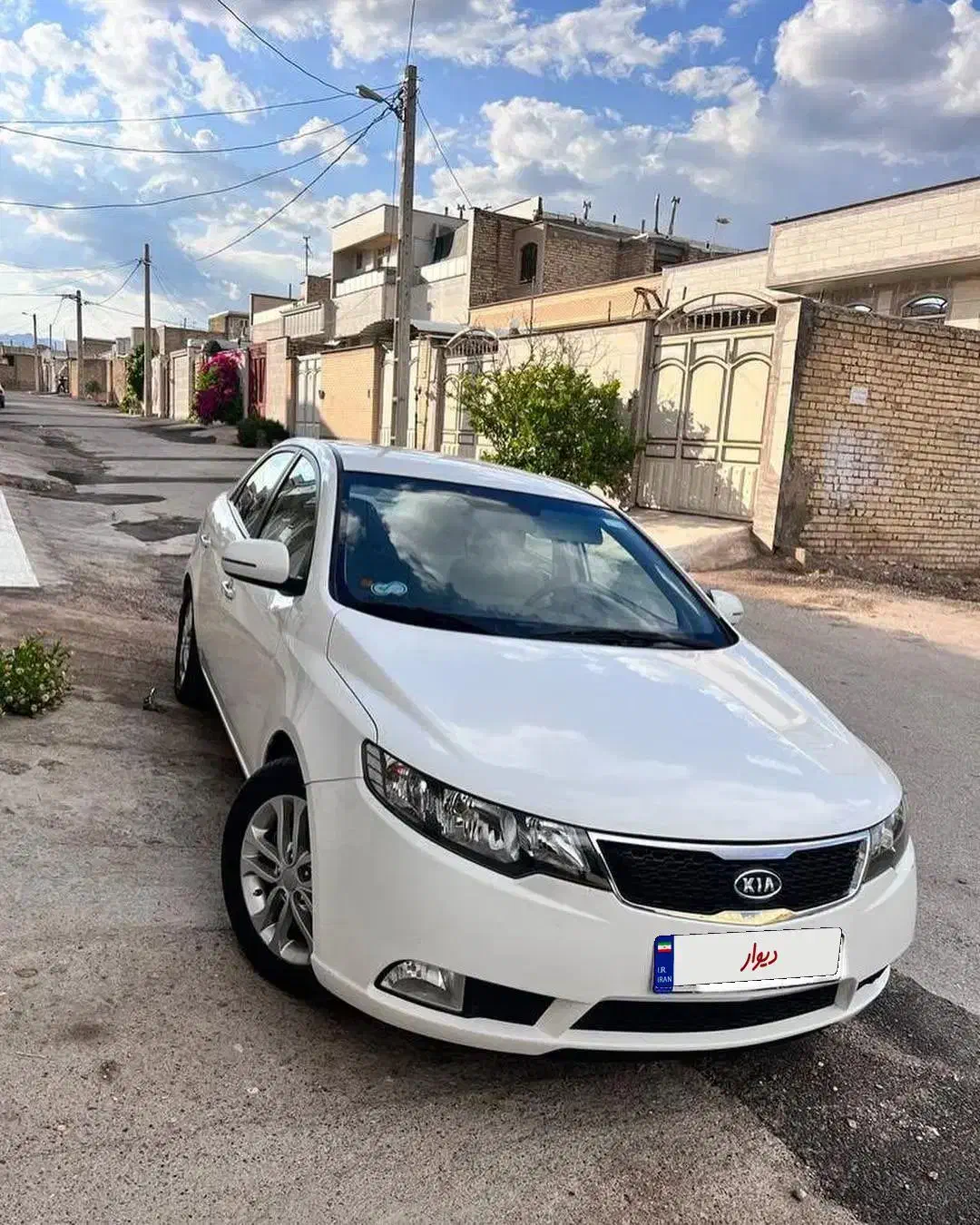 سراتو ۲۰۰۰ مدل۹۵|خودرو سواری و وانت|تهران, کن|دیوار