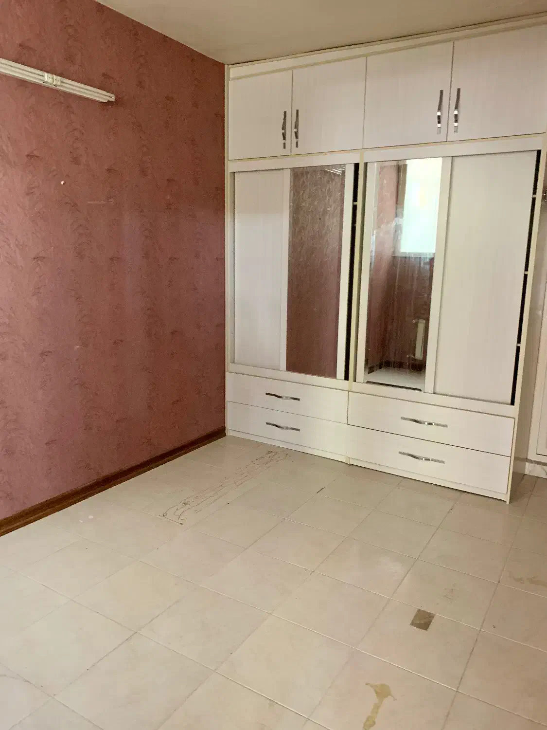 منزل دربستی واحد ۲۰۰متری سه خوابه خواجه عمید|اجارهٔ خانه و ویلا|اصفهان, خواجه عمید|دیوار