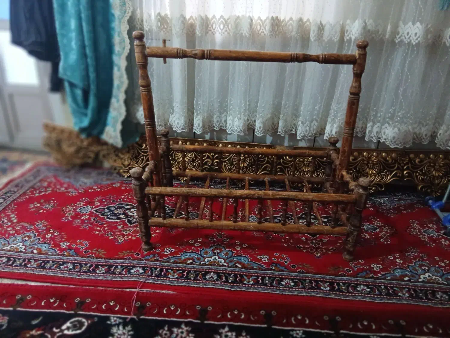 گهواره چوبی|تخت و سرویس خواب|الشتر, |دیوار