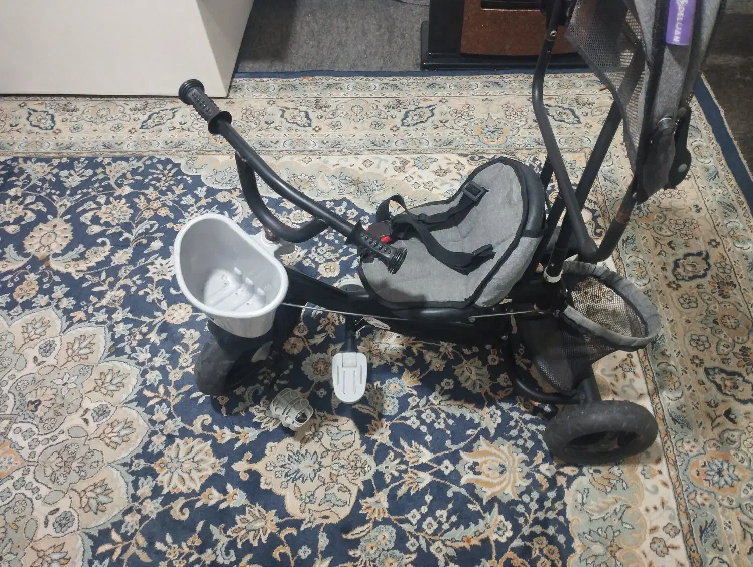 سه چرخه کودک|دوچرخه، اسکیت، اسکوتر|باغستان, |دیوار