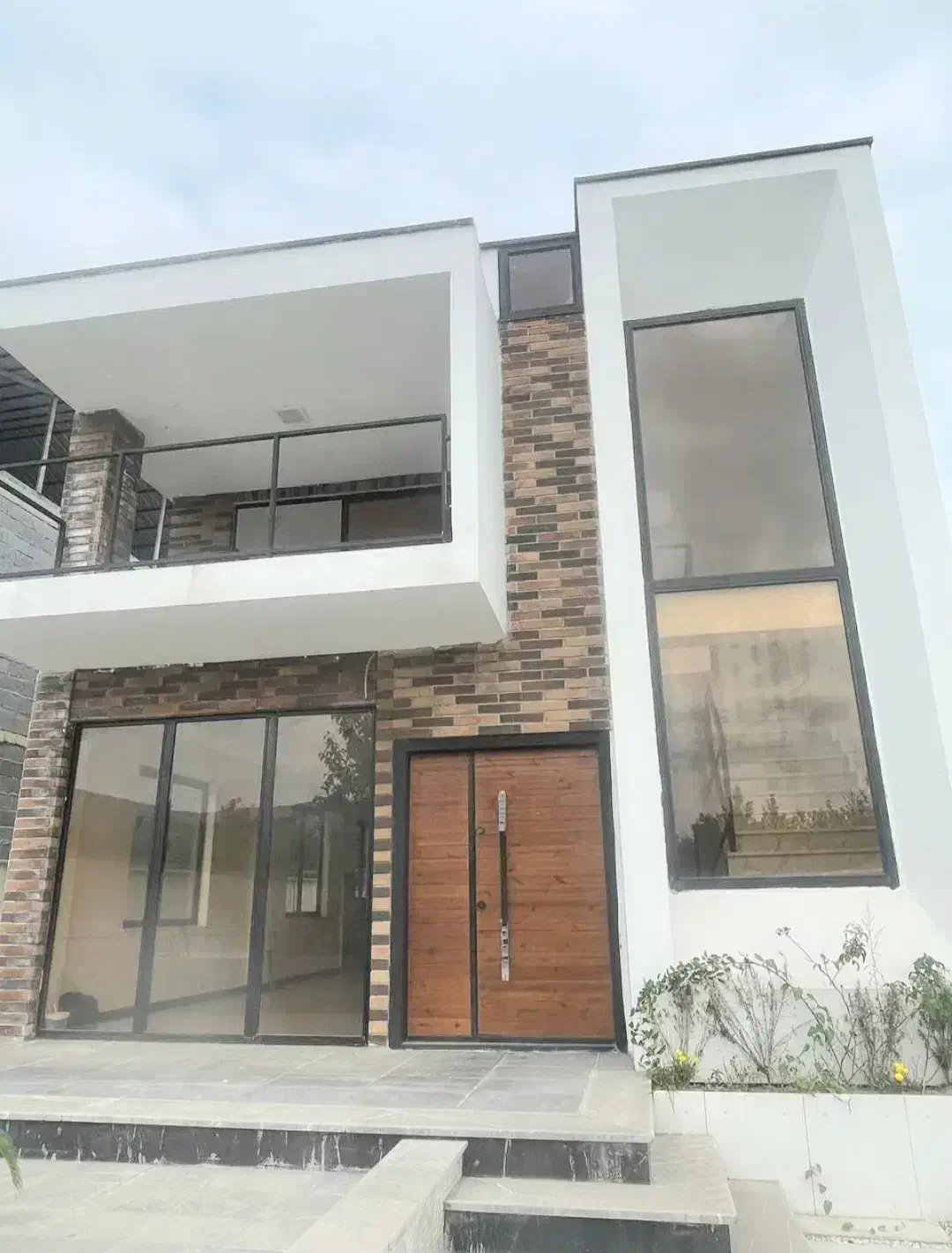 فروش ویلا دوبلکس مدرن ۲۸۰متر زمین ۱۶۰ متر بنا|فروش خانه و ویلا|خرمآباد (تنکابن), |دیوار