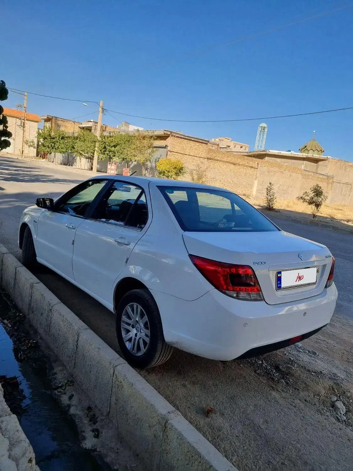 دنا معمولی تیپ ۲ بدون رنگ کارکرد پایین|خودرو سواری و وانت|بروجرد, |دیوار