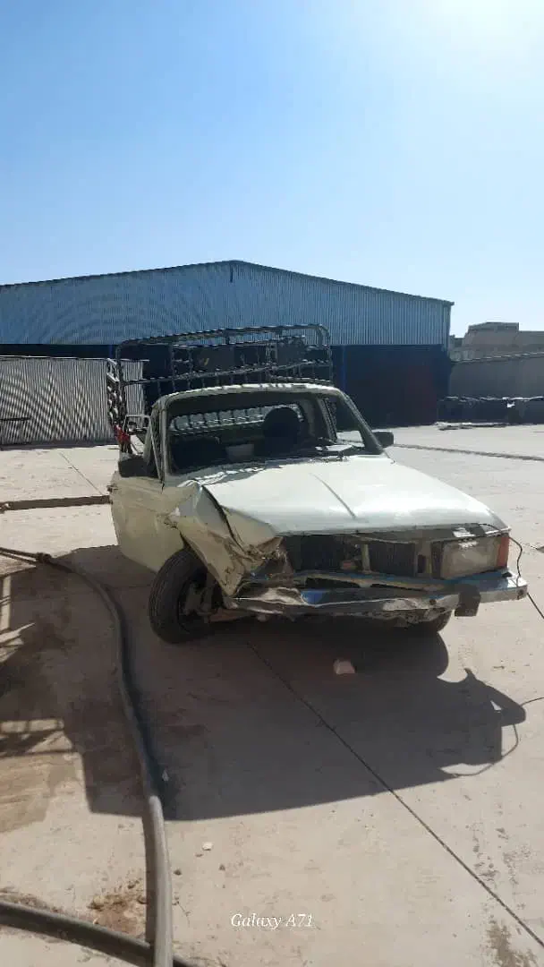 فروش وانت بار تصادفی|خودرو سواری و وانت|نجفآباد, گلدشت|دیوار