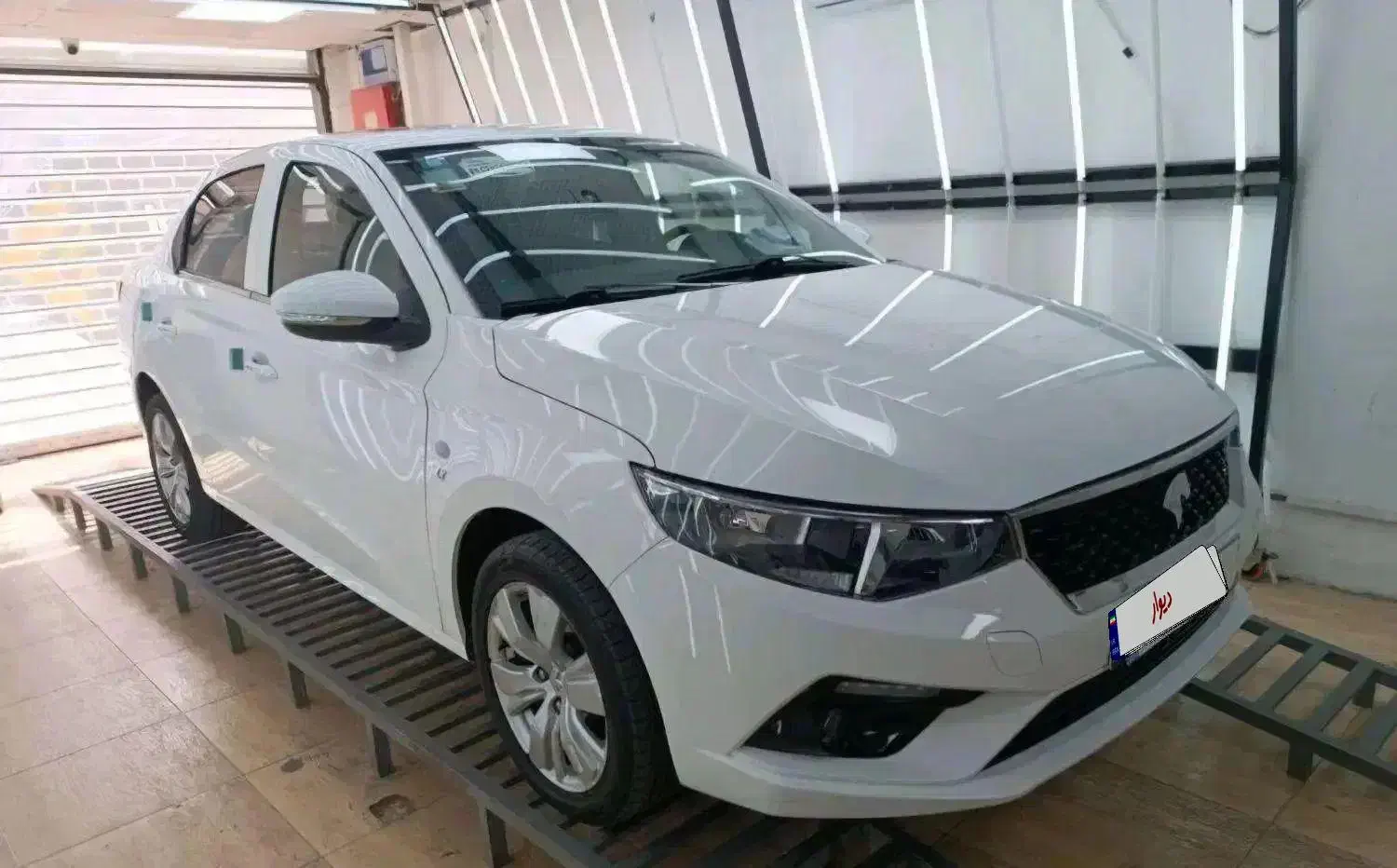 تاراا v4 lx 1403|خودرو سواری و وانت|مبارکه, |دیوار