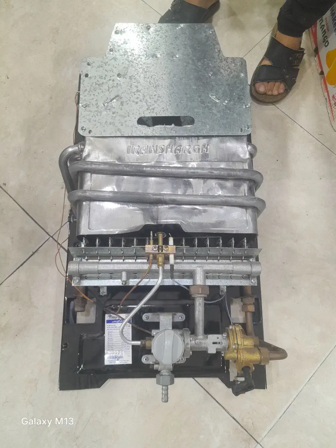 یک دستگاه آبگرمکن دیواری|آبگرمکن، پکیج، شوفاژ|محمدشهر, کوی بهار|دیوار