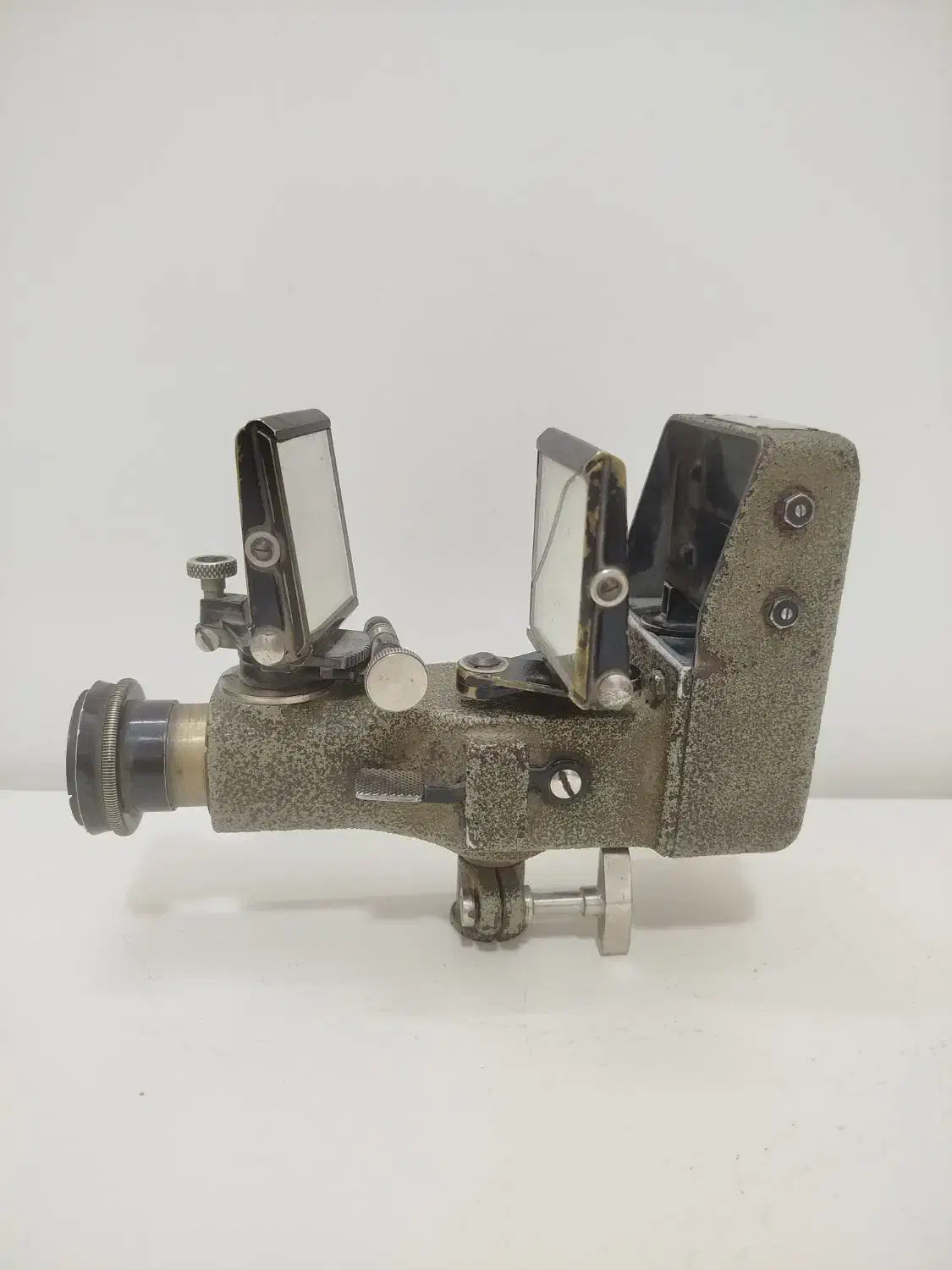 دوربین ۱۰۰ ساله آلمانی احتمالا مهندسی یا ملوانی|کلکسیون اشیاء عتیقه|خمینی‌شهر, |دیوار