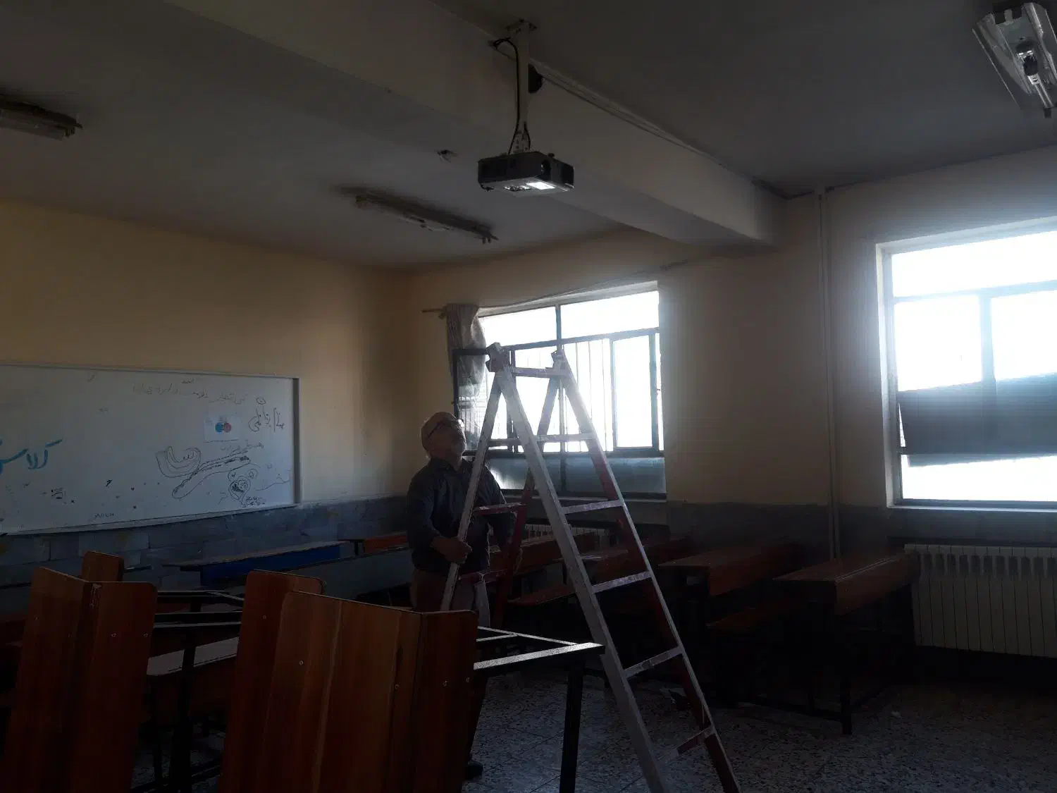 دیتاپرژکتور،خرید،نصب وراه اندازی و.|تلویزیون و پروژکتور|مشهد, الهیه|دیوار