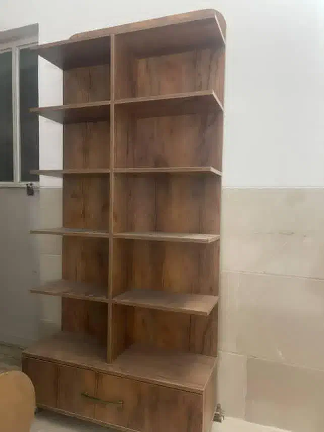 کتابخانه|کتابخانه، شلف، قفسههای دیواری|یزد, |دیوار