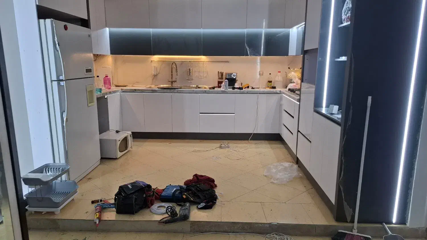 برقکار.برق کار مهندس حیدرزاده|خدمات پیشه و مهارت|زاهدان, |دیوار