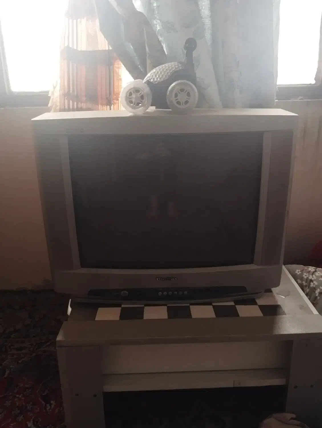 تلویزیون|تلویزیون و پروژکتور|تربت‌حیدریه, کلاته توکلی|دیوار