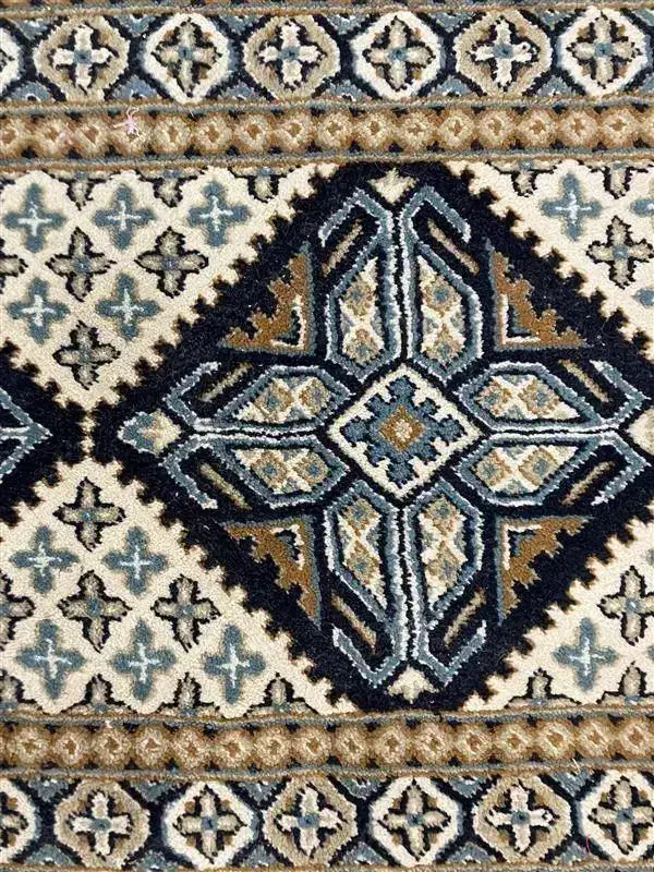 فرش ماشینی۶ متری تمیز، بدون لکه|فرش|بابلسر, |دیوار