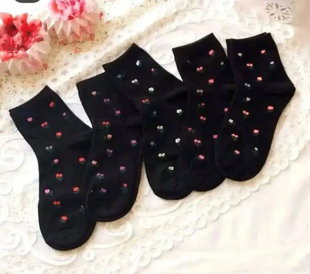 جوراب تک  به قیمت عمده|لباس|ساوه, |دیوار