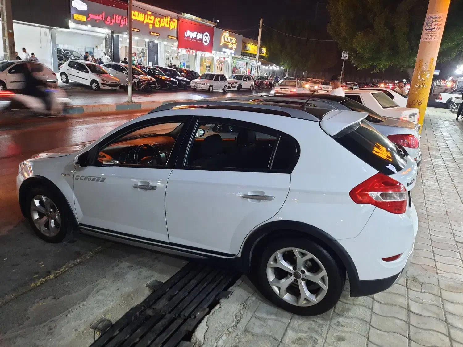 برلیانس کراس موتور بزرگ مدل ۹۷|خودرو سواری و وانت|بوشهر, |دیوار