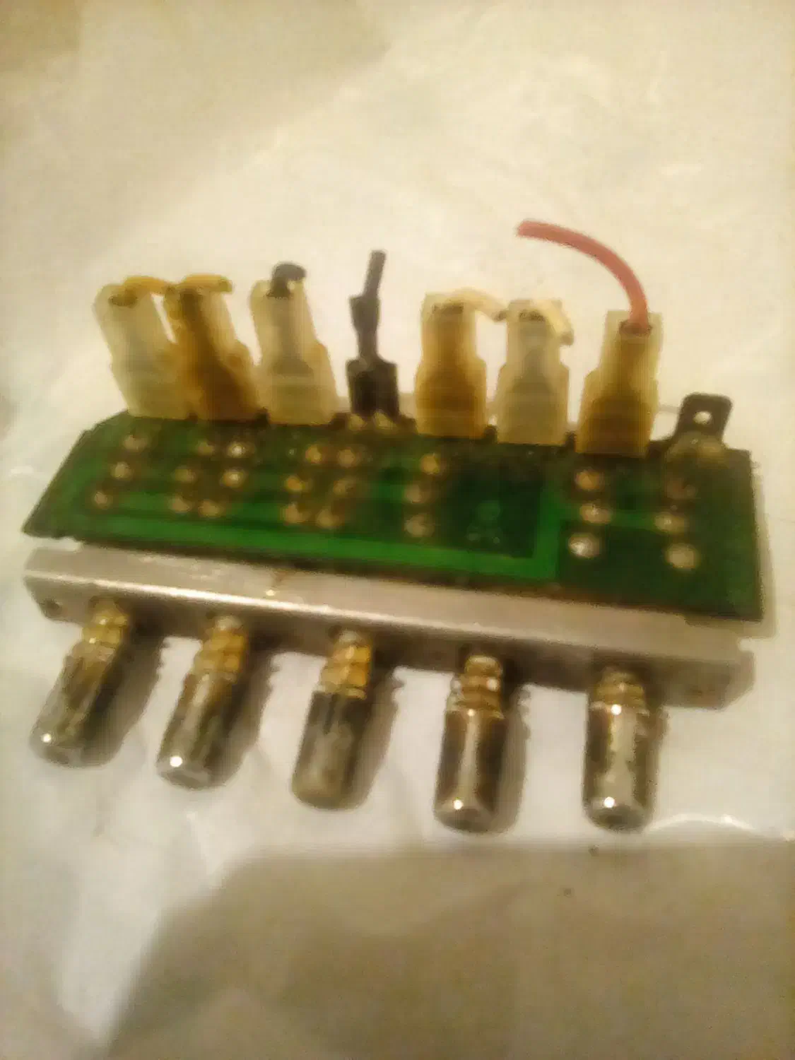 کلید فشاری هود و بردش|هود|نیشابور, فردوسی جنوبی|دیوار