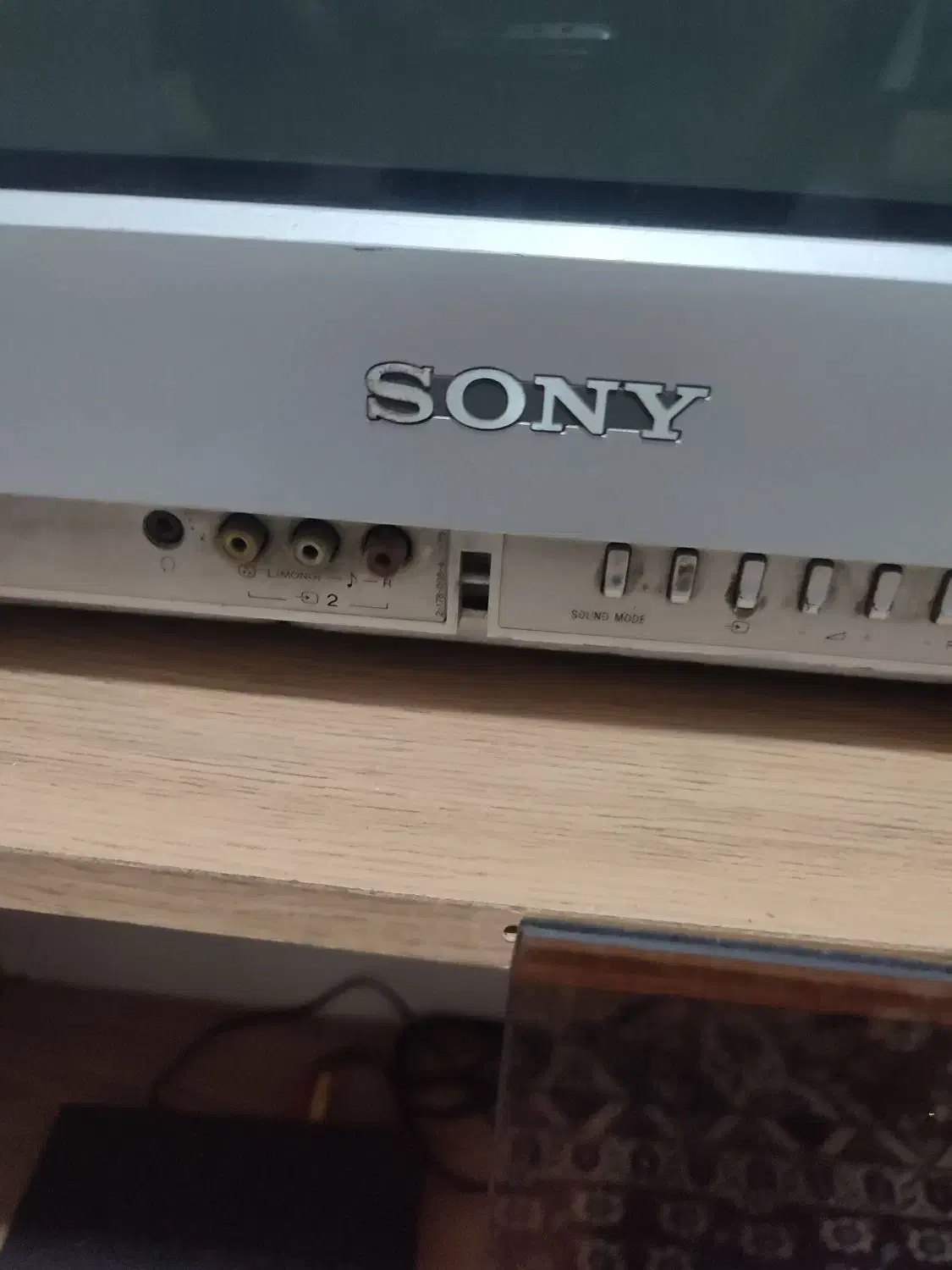 تلویزیون سونی29اینچ همانطور توی عکس هست|تلویزیون و پروژکتور|اهواز, پردیس|دیوار