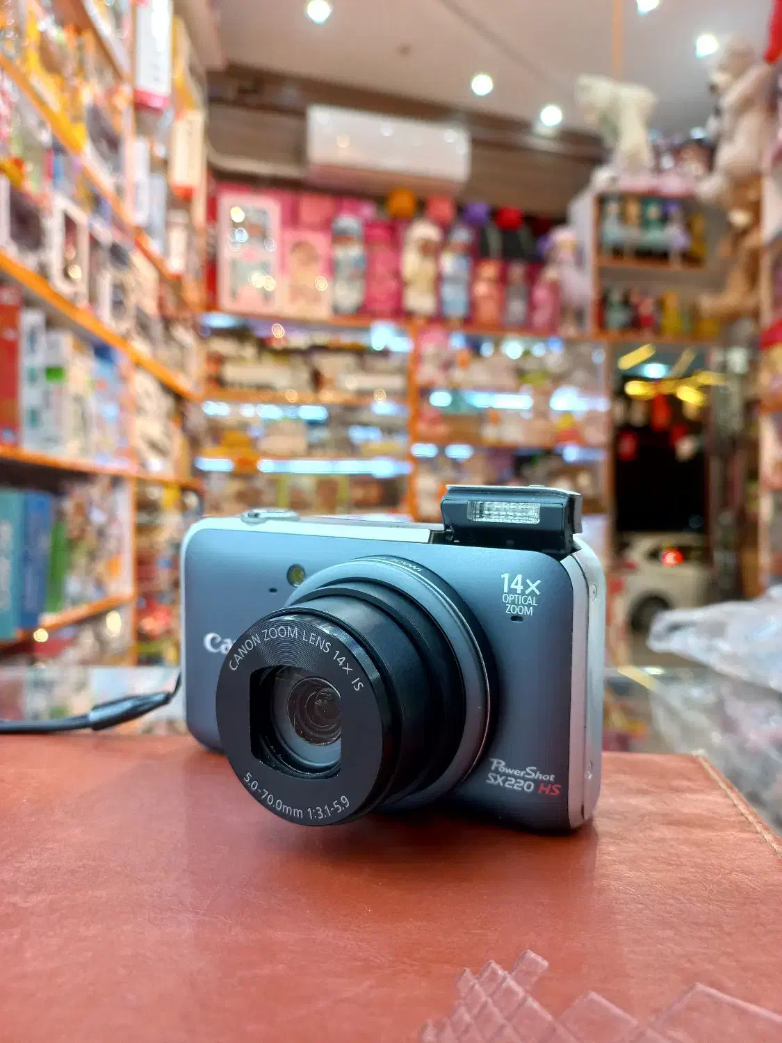 دوربین sx 220 Canon اصلی ژاپن در حد|دوربین عکاسی و فیلم‌برداری|همدان, |دیوار