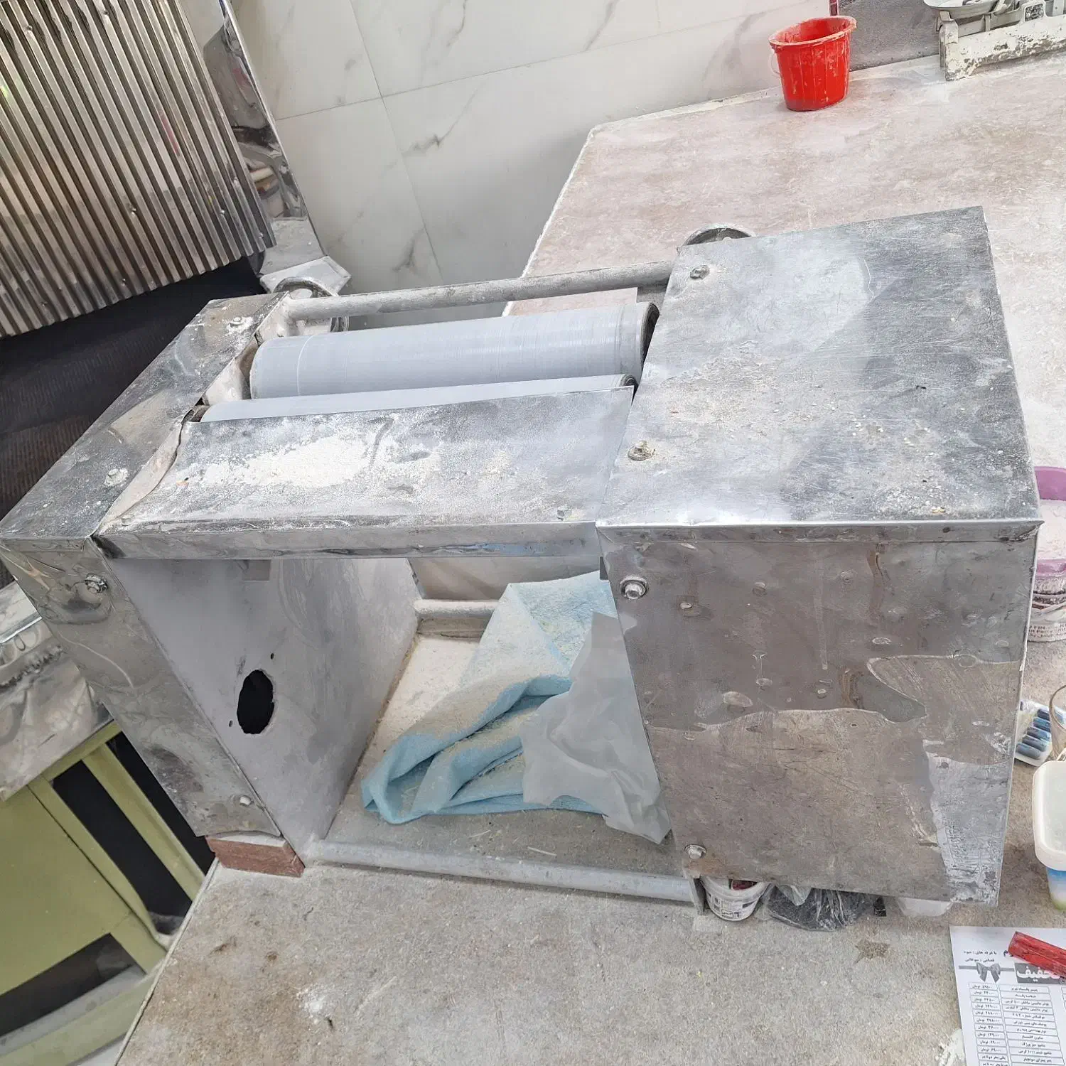 یک دستگاه غلطک پهن کن|ماشین‌آلات صنعتی|تبریز, |دیوار