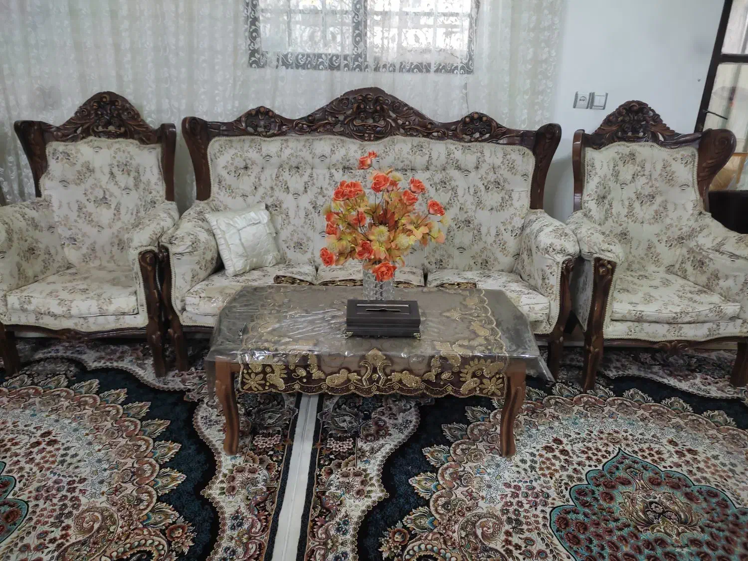 مبل ۹ نفره|مبلمان خانگی و میز عسلی|هشتگرد, مدرس|دیوار