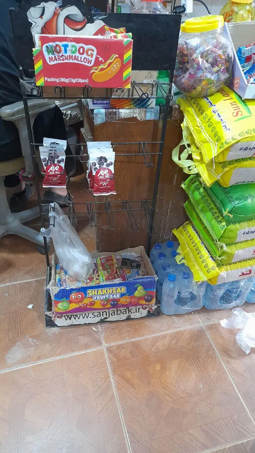 قفسه نو یک ماه خریدم|کتابخانه، شلف، قفسههای دیواری|اهواز, پردیس|دیوار