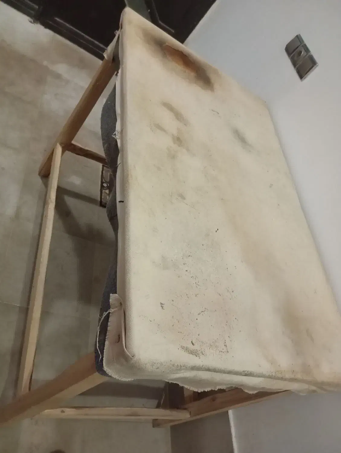 صندلی ومیزاتو،مانکن|صندلی و نیمکت|شازند, |دیوار