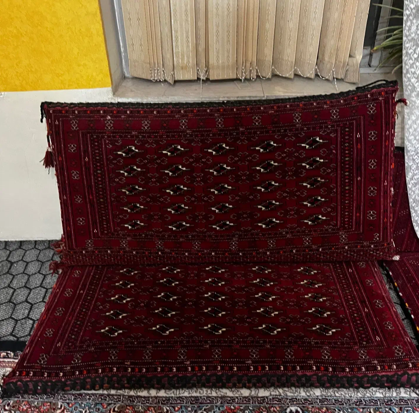 پشتی ترکمتی|پشتی|بجنورد, |دیوار