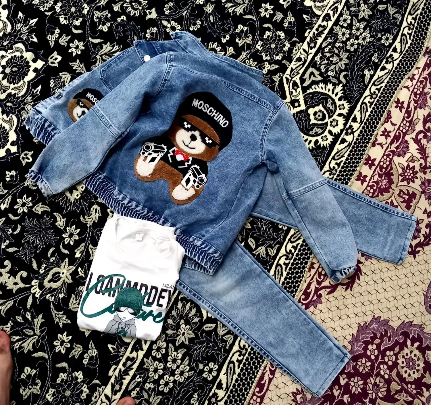 سِتِ سه تیکه لی اسپرت|کفش و لباس بچه|قرچک, پویینک|دیوار