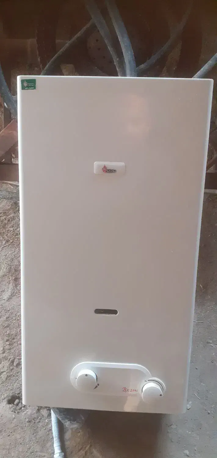 آبگرمکن دیواری سالم بوتان|آبگرمکن، پکیج، شوفاژ|نوشین شهر, |دیوار