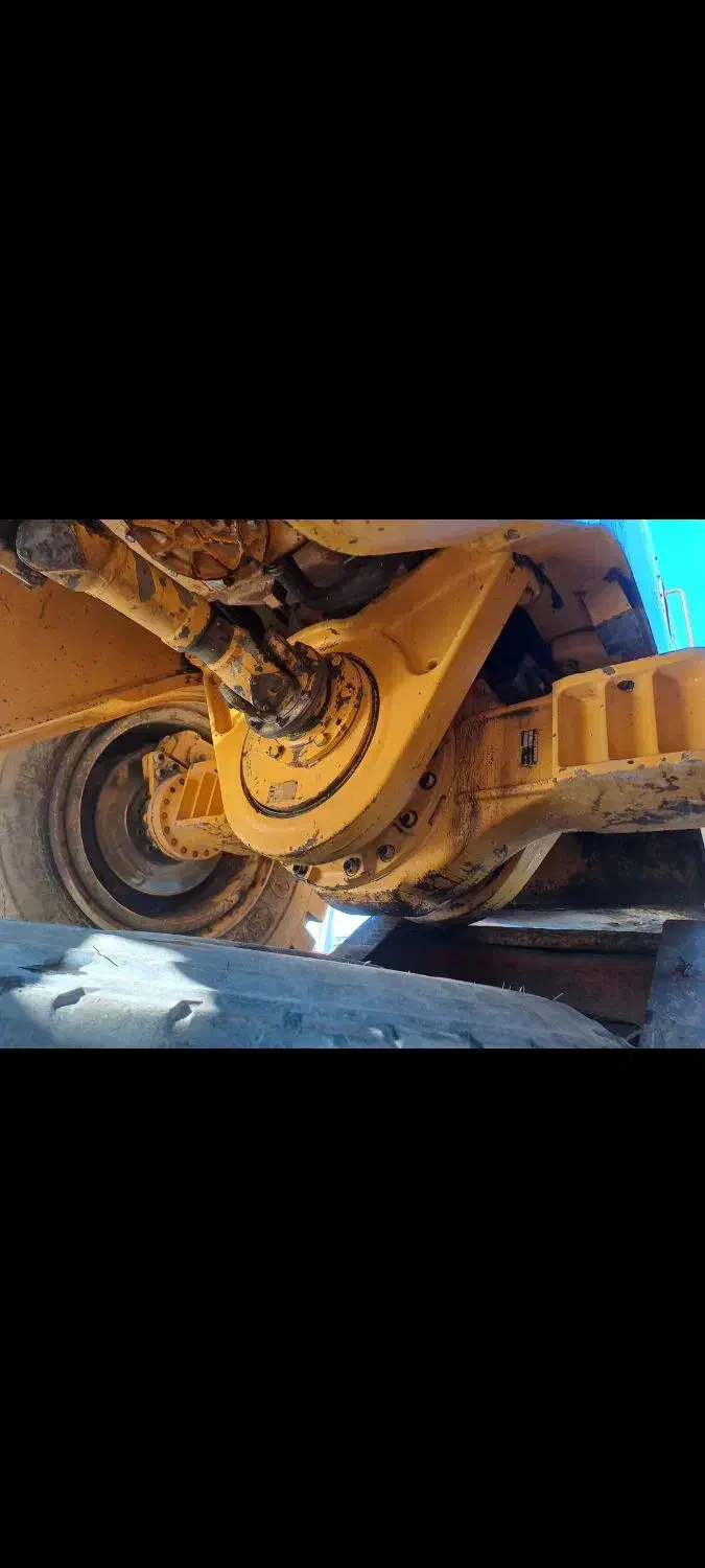 لودر۷۰ ال صدوبیست مدل ۷۰|خودرو سنگین|بابل, |دیوار