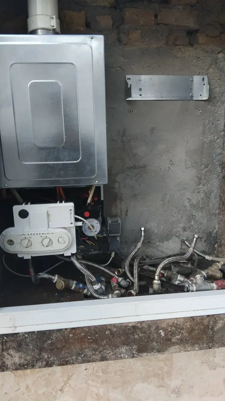 تعمیرات تخصصی انواع پکیج و آبگرمکن|آبگرمکن، پکیج، شوفاژ|مشهد, الهیه|دیوار