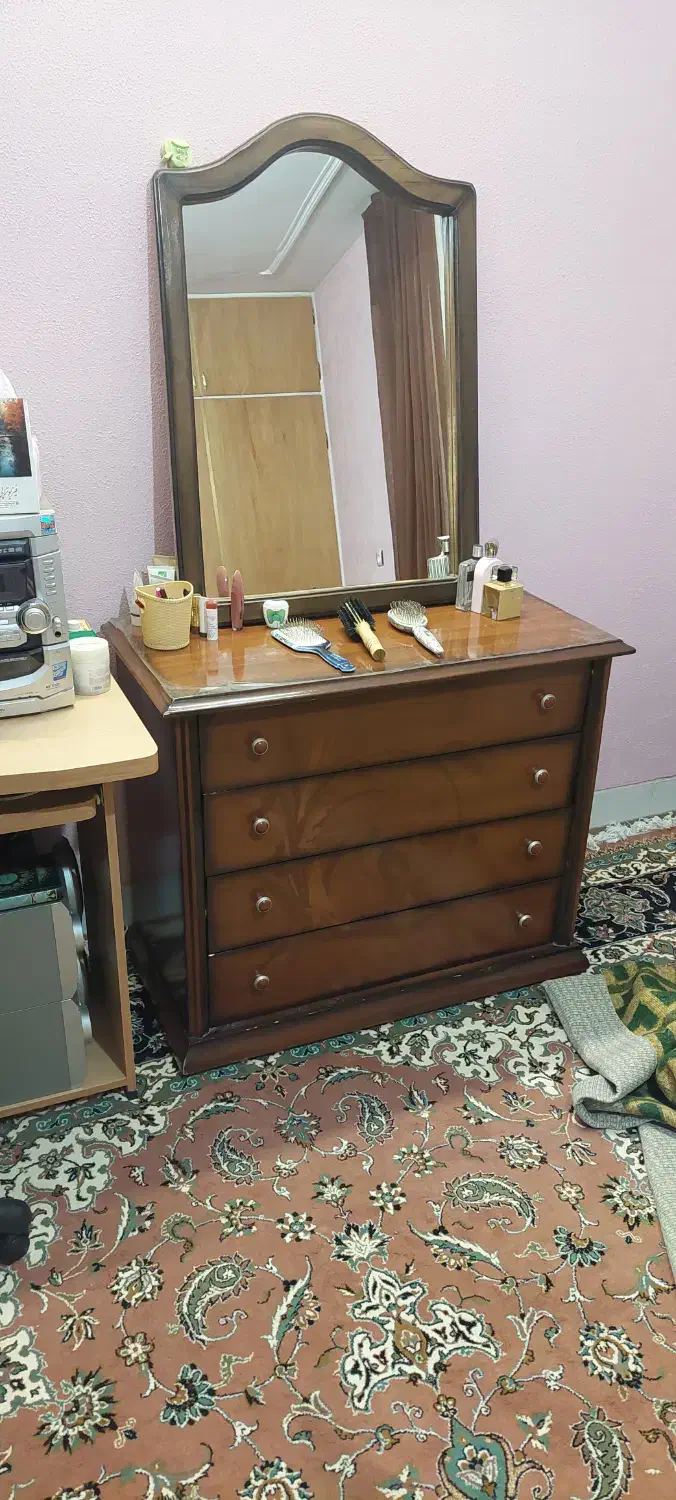 میز کامپیوتر و دراور|جاکفشی، کمد، دراور|گلپایگان, |دیوار