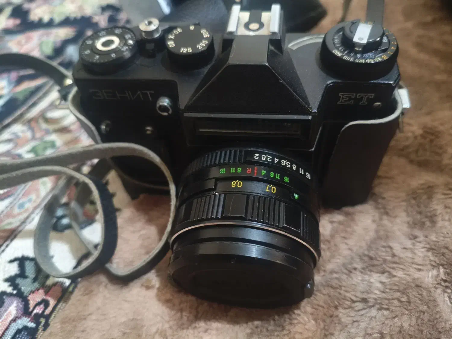 دوربین زنیت|کلکسیون اشیاء عتیقه|شاهین‌شهر, گزبرخوار|دیوار