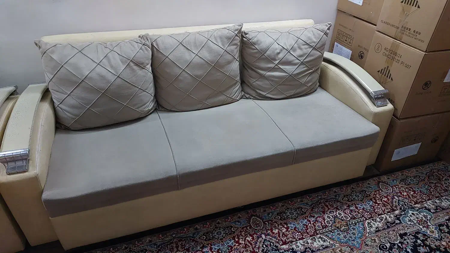 مبل ۷ نفره راحتی|مبلمان خانگی و میز عسلی|قزوین, |دیوار