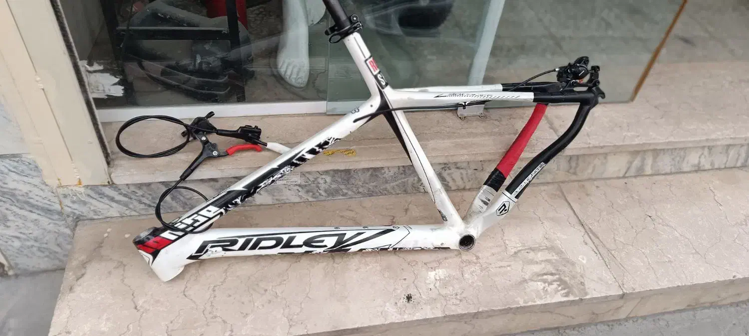 تنه دوچرخه کربن ردلی جاینت مریدا اسکات|دوچرخه، اسکیت، اسکوتر|کامیاران, |دیوار