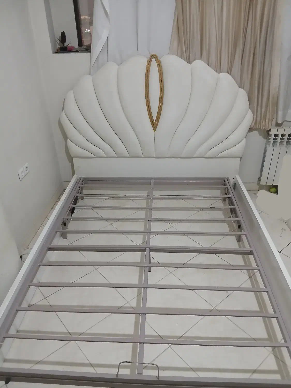 تختخواب دو نفره بدون تشک|تخت و سرویس خواب|جهرم, |دیوار