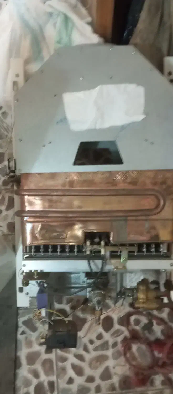 آبگرمکن دیواری بوتان مدلB3218|آبگرمکن، پکیج، شوفاژ|بافق, |دیوار