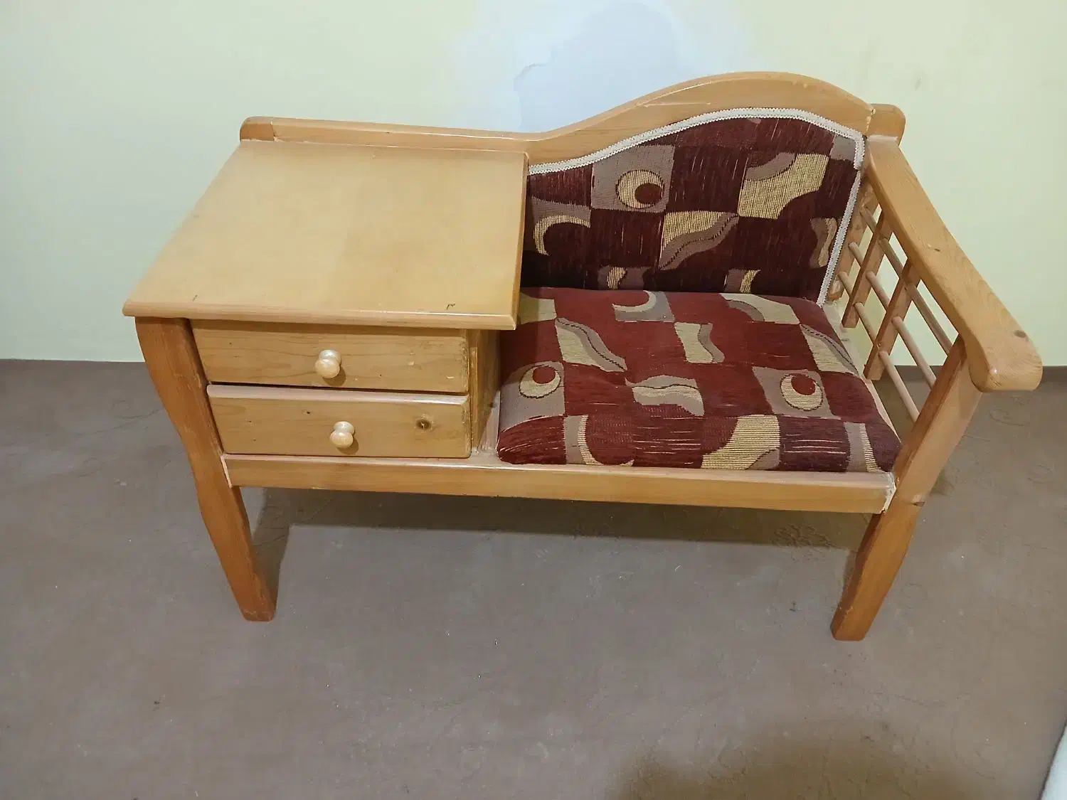 میز تلفن|میز تلفن|نوشهر, |دیوار