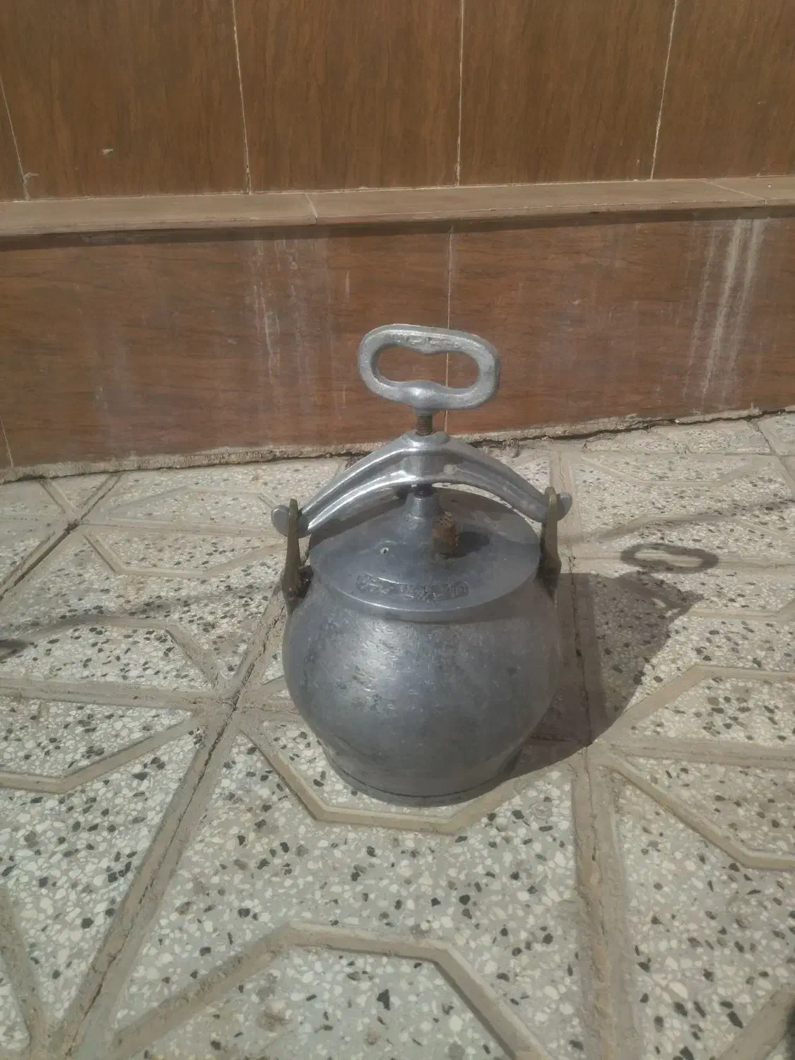 لوازم آشپزی|ظروف پخت‌وپز|تربت‌حیدریه, بالا ولایت|دیوار